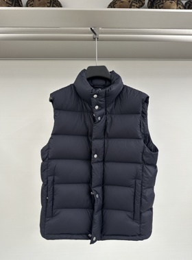 Cavalli Class 25秋冬新款 男士百搭纯色立领羽绒马甲CM152E4721