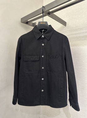 DEGAIA 25秋冬新款 男士后被字母烫钻翻领牛仔外套 DUHBAJ201766