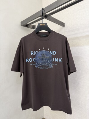 John Richmond 26春夏新款 男士帽子字母印花短袖T恤JUIAAT200082