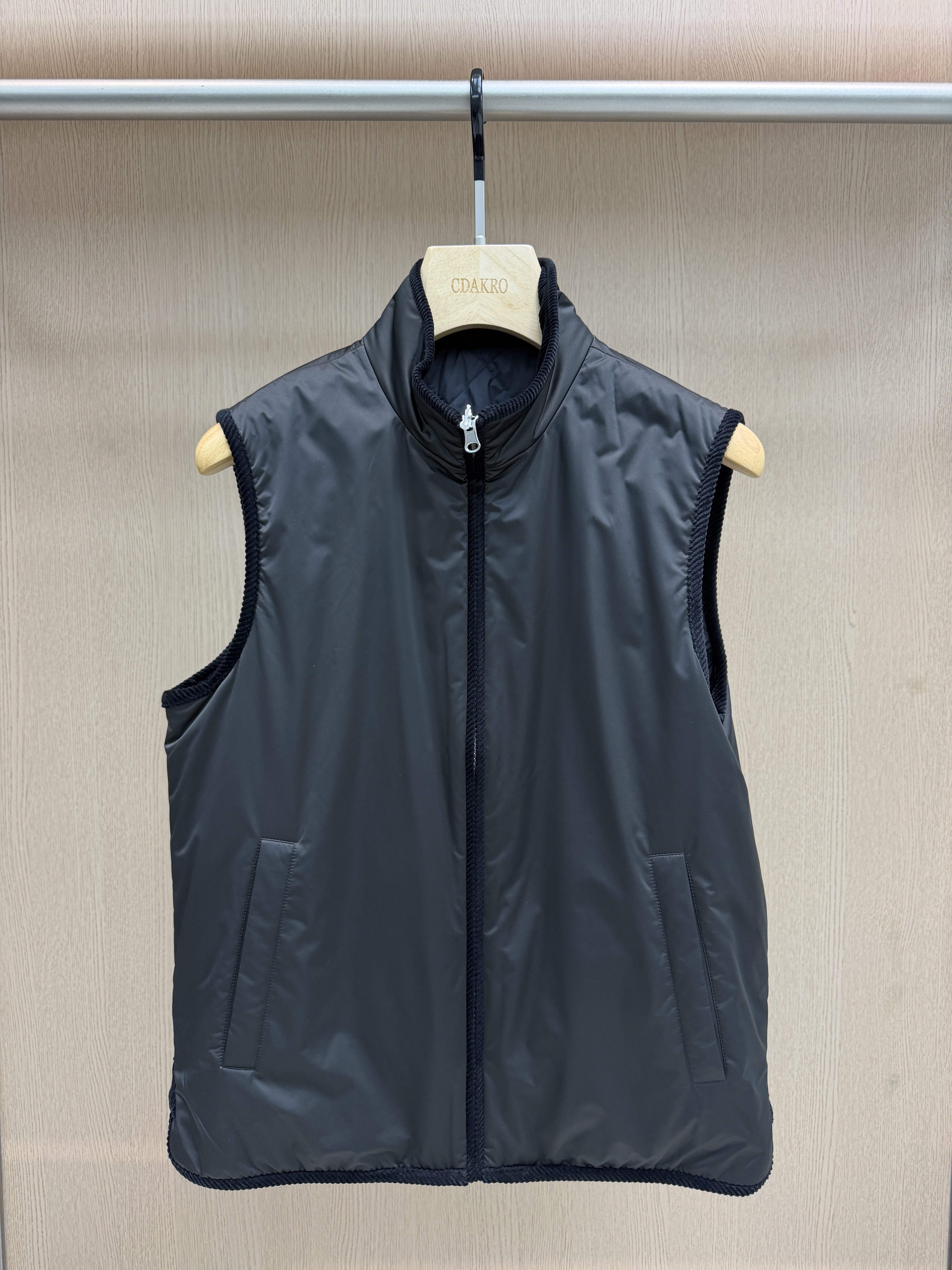 Karl Lagerfeld男装26秋冬新款棉服马甲夹克立领休闲1K1G70109248