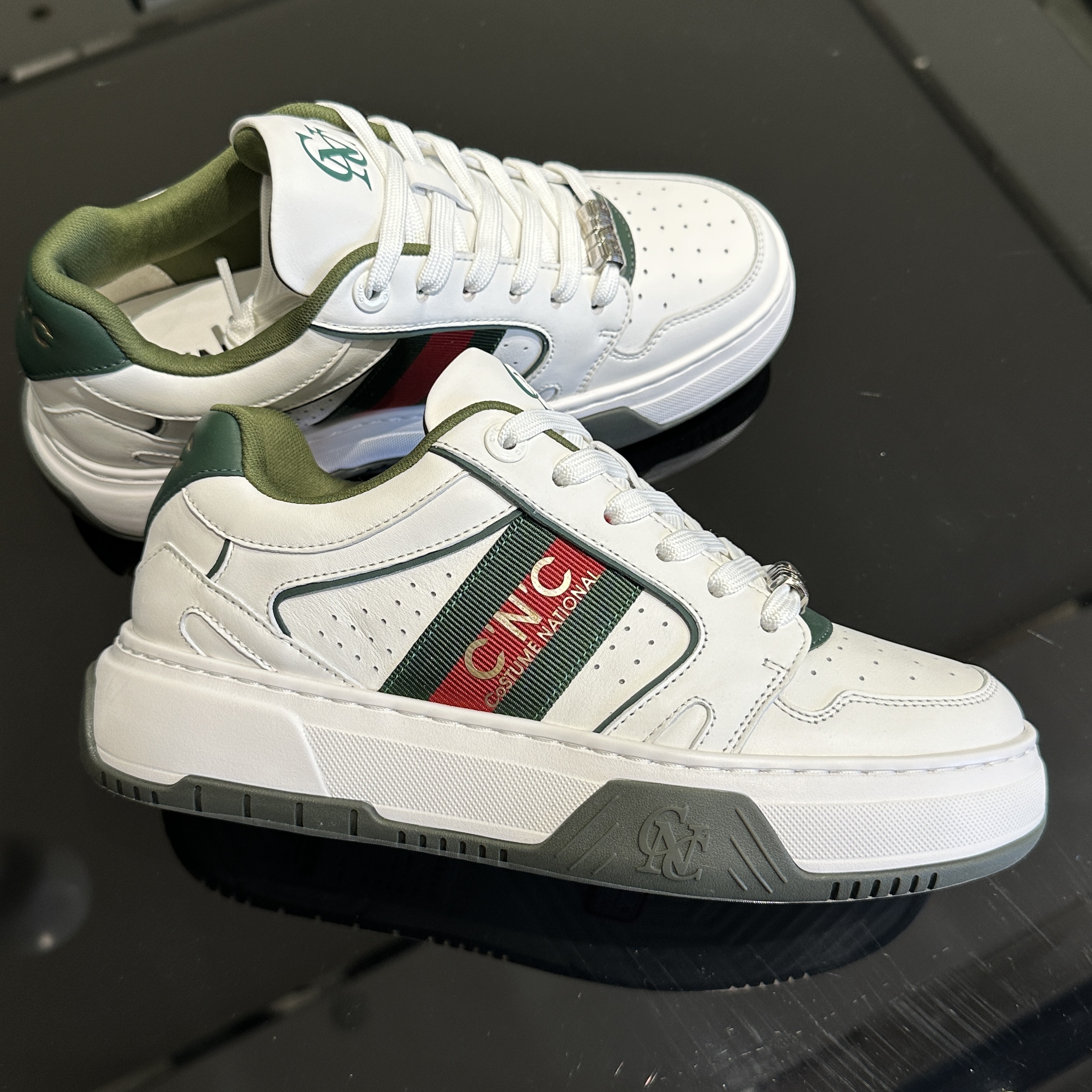 CNC 25秋冬新款 男士时尚字母印花拼色系带厚底休闲鞋811G305330