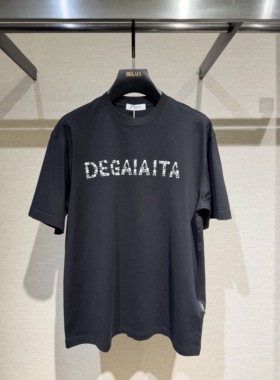 DEGAIA 26春夏新款 男士时尚字母钉珠圆领短袖T恤 DUIAAT201169