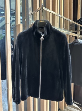 Karl Lagerfeld 25秋冬新款 男士时尚后背卡通立领皮草KFF137322