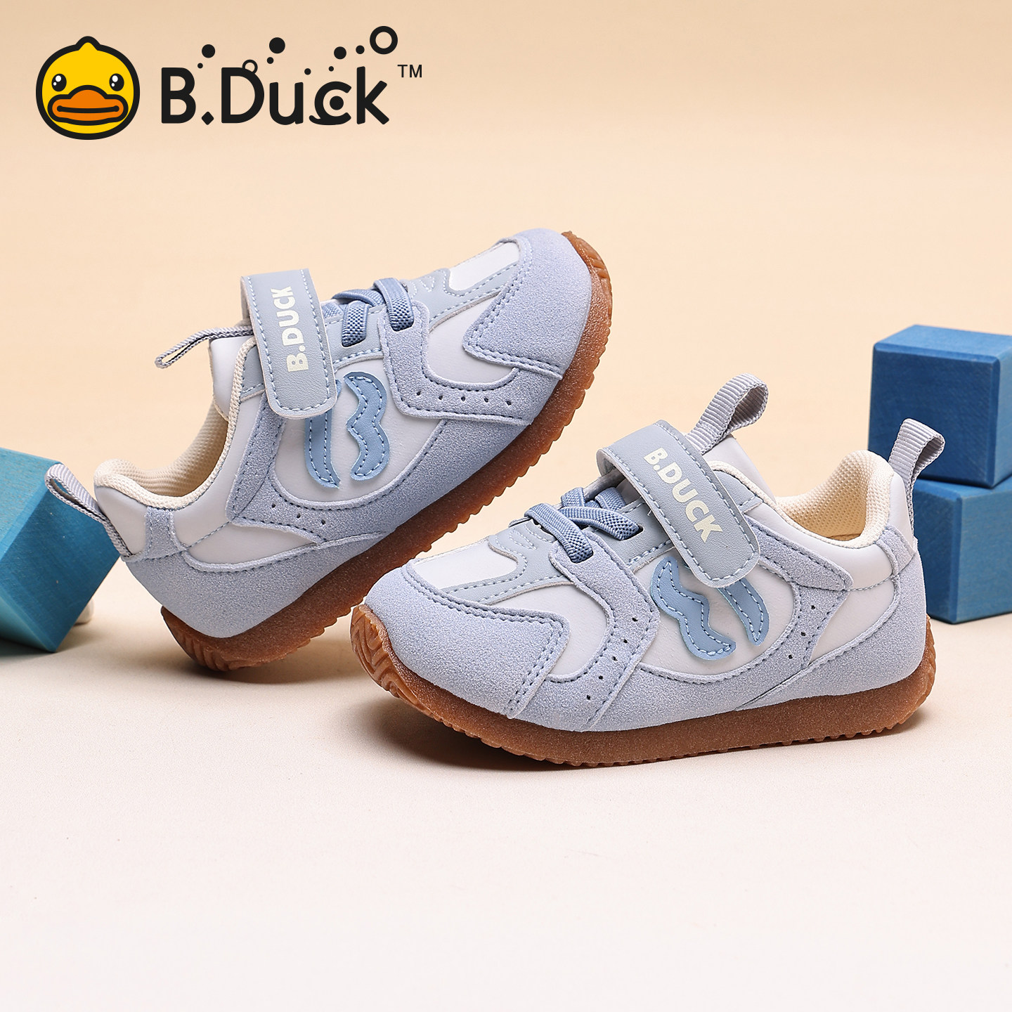 小黄鸭童鞋阿甘鞋儿童运动鞋2025秋季新款软底男童鞋子百搭休闲鞋