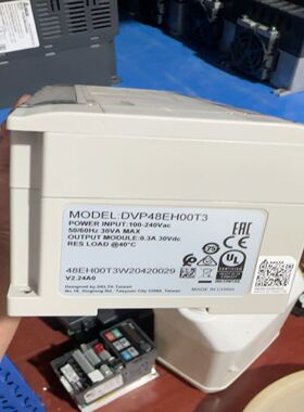 台达PLC DVP48EH00T3，实物拍摄，成色如图。