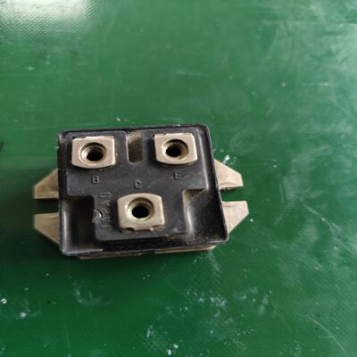 模块，MG50J1BS11，仅一个。