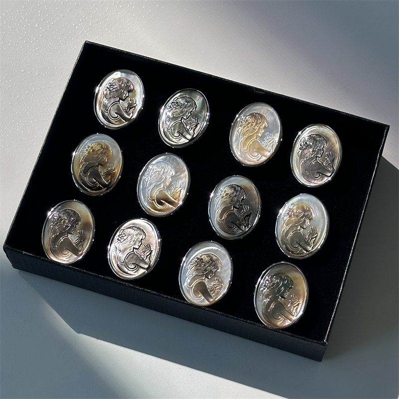 VINTAGE卡梅奥天然黑蝶贝美人头贝壳可调节女款复古夸张贝壳戒指