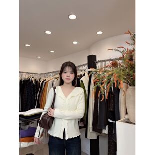 推荐 女秋冬新款 法式 针织衫 纯欲百搭上衣 木耳边翻领长袖 自留爆款