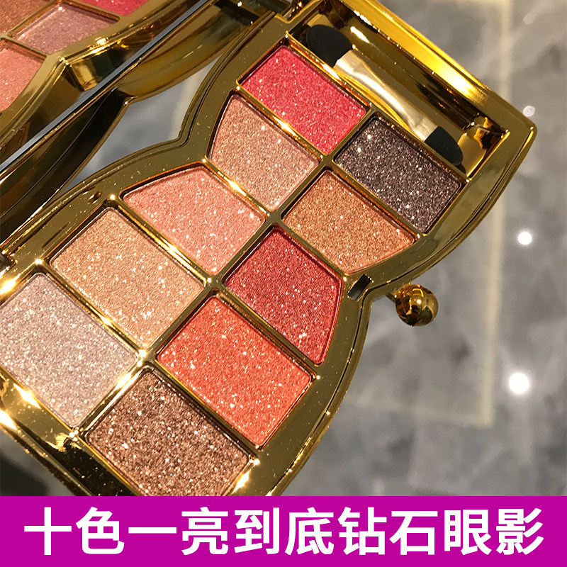 维妮小熊十色亮粉眼影盘新手用