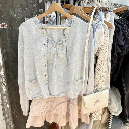 BM官网秋季新款圆领花边针织开衫bm单排扣温柔显瘦百搭内搭外套女