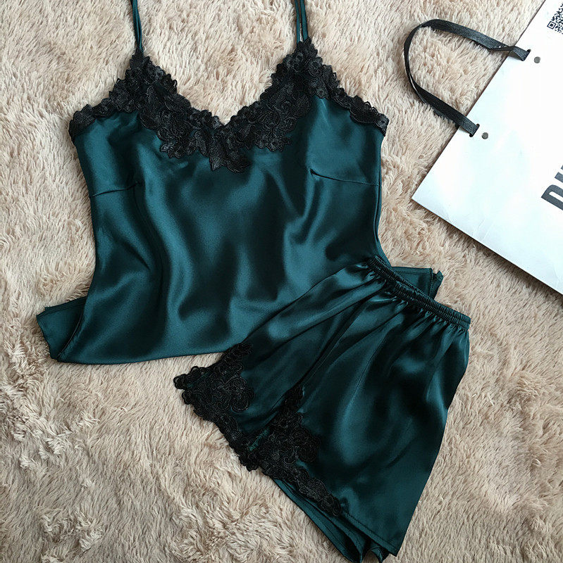 大码吊带睡衣女胖mm加大号3XL冰丝性感诱惑短裤家居服夏套装蕾丝