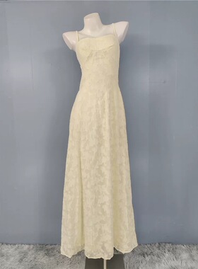 外贸单高品质法式高级感淡黄色宴会派对时尚女提花吊带连衣裙夏季