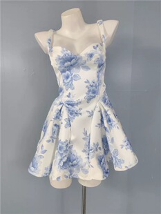 外贸单爱心家女春季新款法式复古气质收腰显瘦吊带短款连衣裙礼服