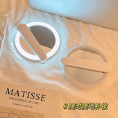 镜子化妆镜女便携led灯小镜子随身手持补妆镜宿舍桌面可立发光镜