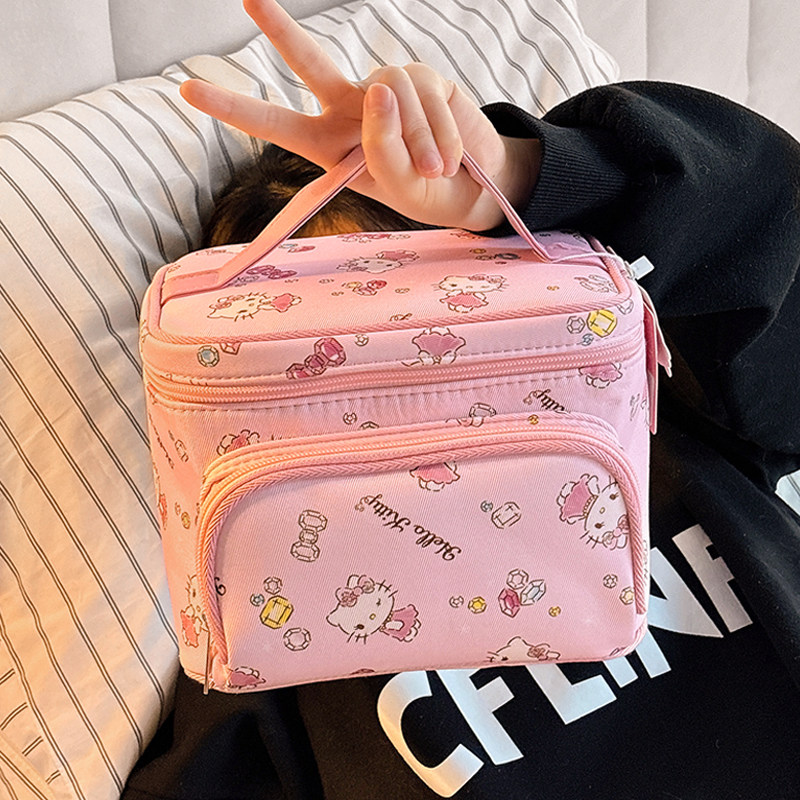 便携式化妆包收纳包2026新款HelloKitty大容量外出旅行防水洗漱包