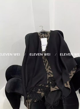 限时抢购！区别市面通货 / 经典老花 满LOGO斗篷流苏披肩女