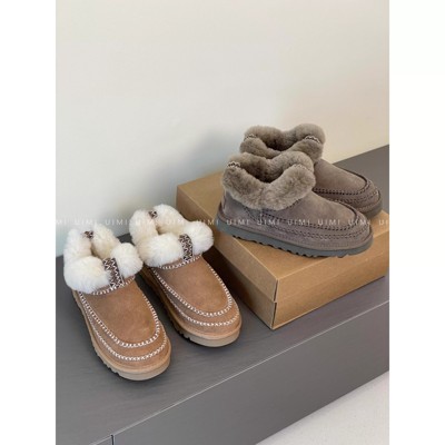 羊羔毛厚底短筒雪地靴女