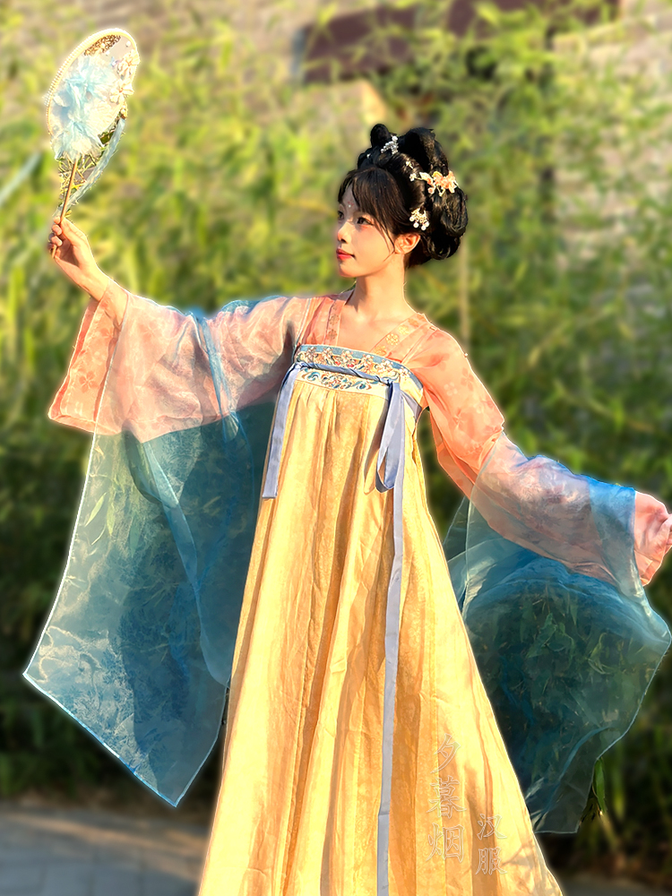 汉服女春夏新款刺绣齐胸套装
