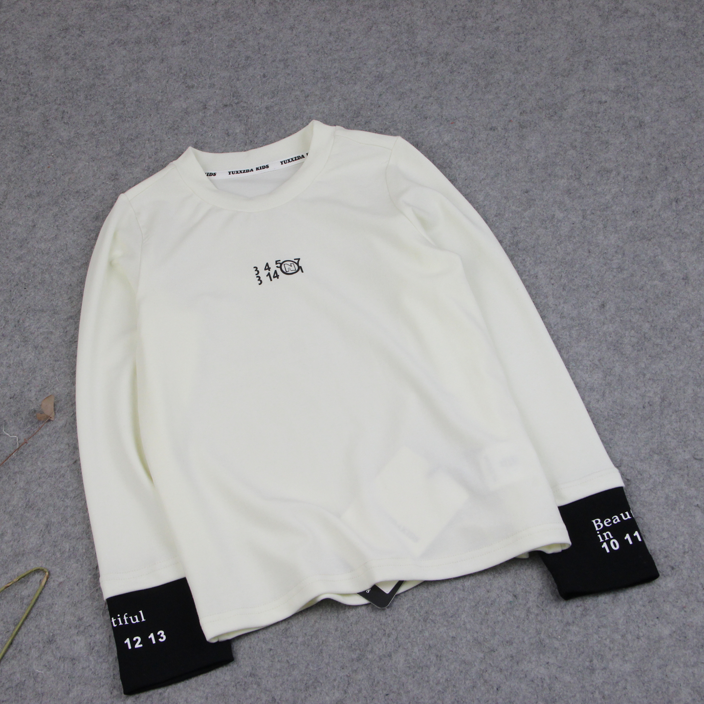 1041长袖T恤衫童装秋款男女童拼色袖体恤中大童