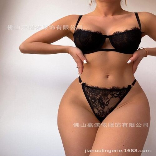 Sexy and erotic eyelash lace pattern perspective hollow with