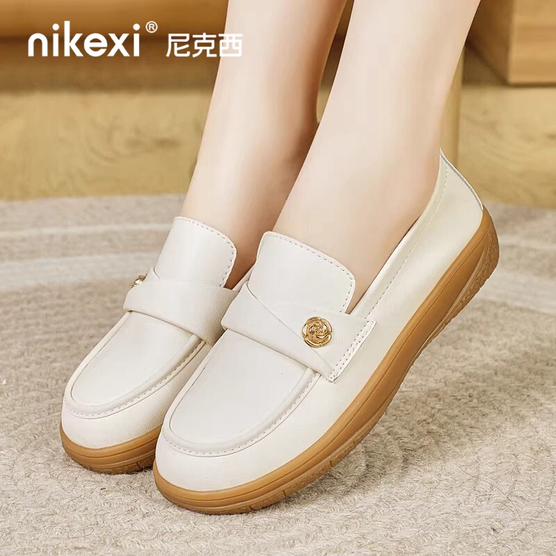 尼克西软底乐福鞋女款舒适一脚蹬柔软防滑简约通勤时尚工作上班鞋