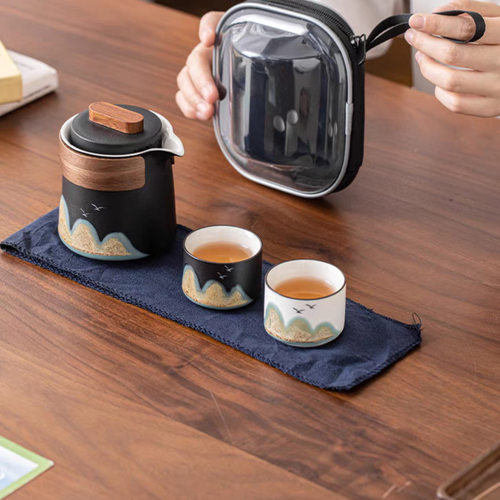 一壶两杯便携旅行茶具送老师父亲文创户外露营旅游陶瓷泡茶壶茶杯