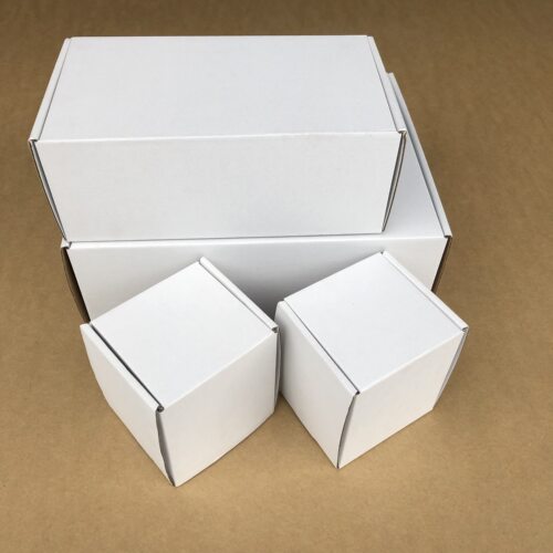 白色加高纸盒快递飞机盒