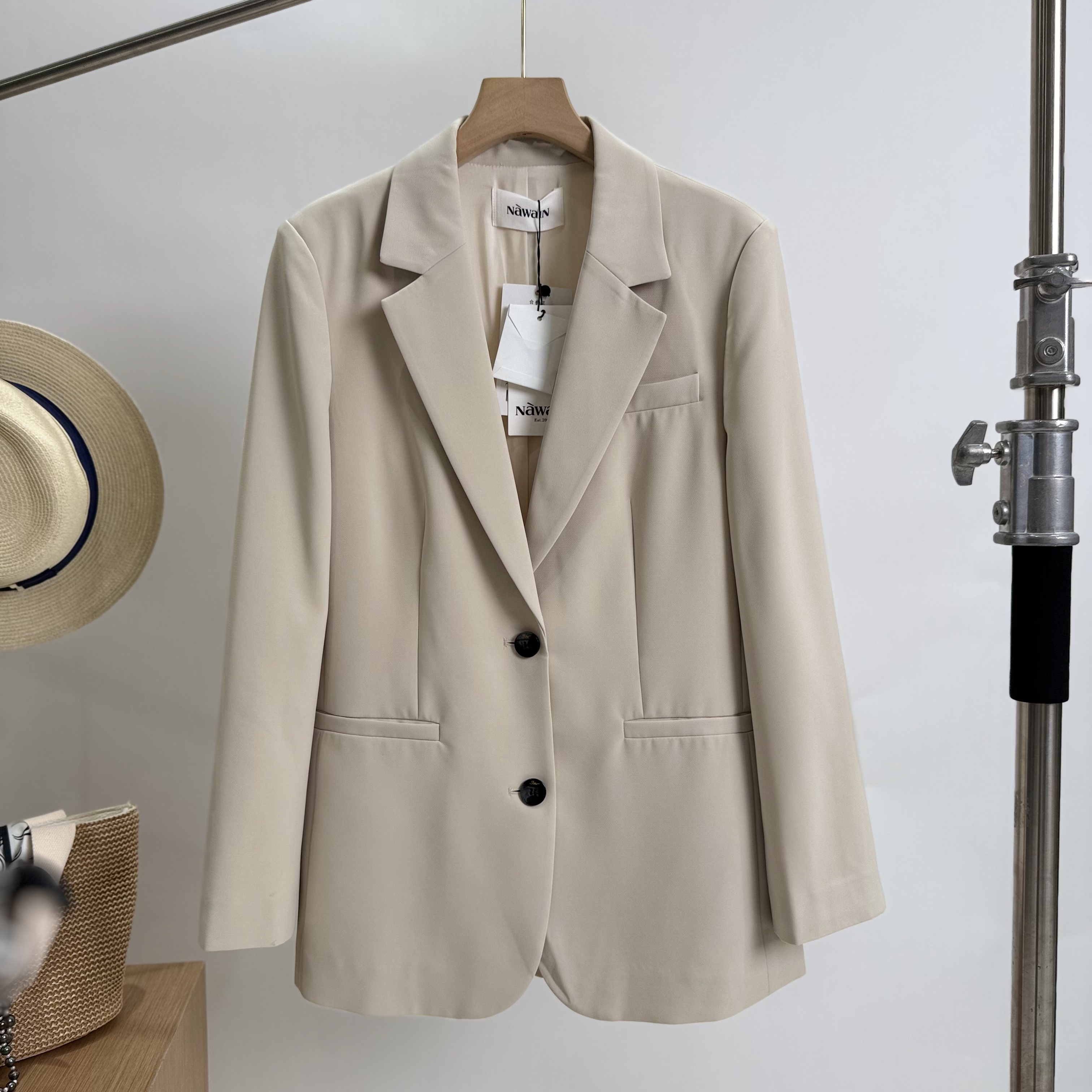 职场OL西装领两粒扣长袖外套女