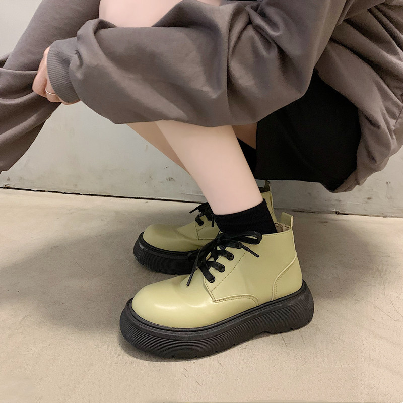 时尚圆头马丁靴女春秋2021年秋季新款短筒厚底机车靴子英伦风短靴