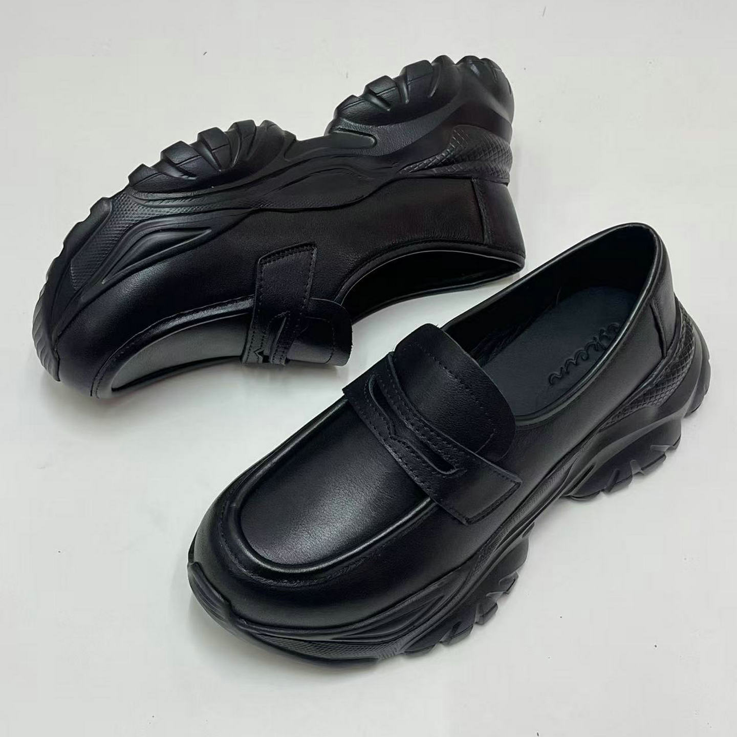 牛皮轻便小皮鞋5厘米厚底乐福鞋