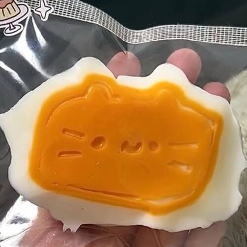 Sticky TPR Cute Cat Cheese Bread Pressure Relief Soft Squish