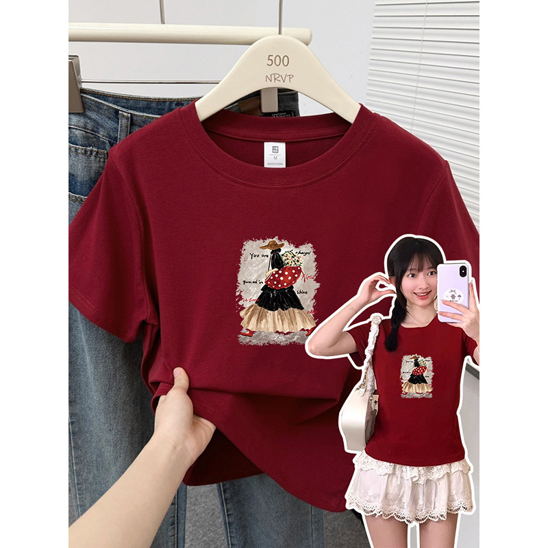 安哥拉红色显白洋气人物印花正肩短袖t恤女修身圆领大码女装上衣 - 实物图