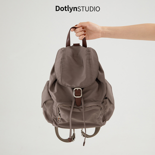 Dotlyn韩版 学院风女士双肩包ins休闲减龄大容量轻便旅行翻盖背包