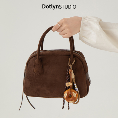 Dotlyn小众复古麂皮绒保龄球包女