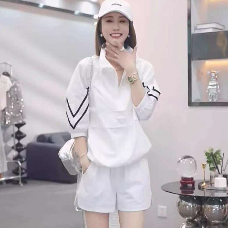 2025新款高级感轻奢设计感半拉炼短袖上衣高腰短裤时尚休闲套装女