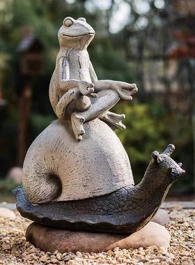 包邮美式树脂打坐青蛙骑蜗牛摆件
