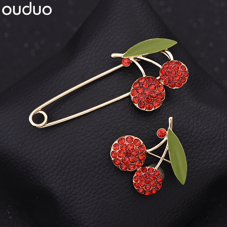 欧多可爱红樱桃男士西服高档毛衣