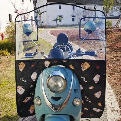 电动摩托车前挡风透明板高清防雨电瓶车挡雨板防寒加厚挡风罩通用