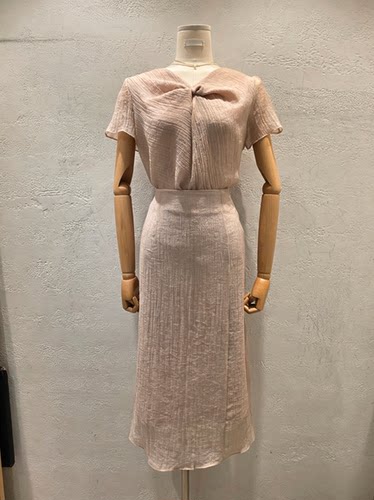 韩国直邮东大门正品代购2026夏季 eeyou RUHOT 柔美扭结时尚套装