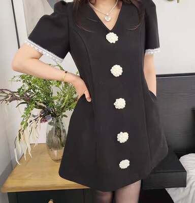 韩国直邮东大门正品代购2025冬季新款 been 小香风花朵装饰连衣裙