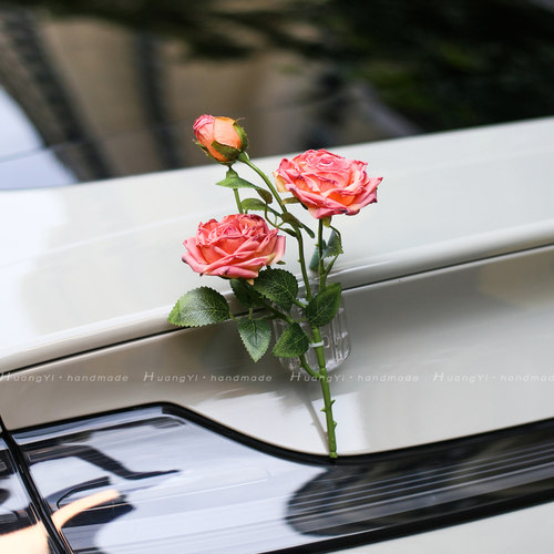 车尾法式焦边玫瑰花束汽车装饰