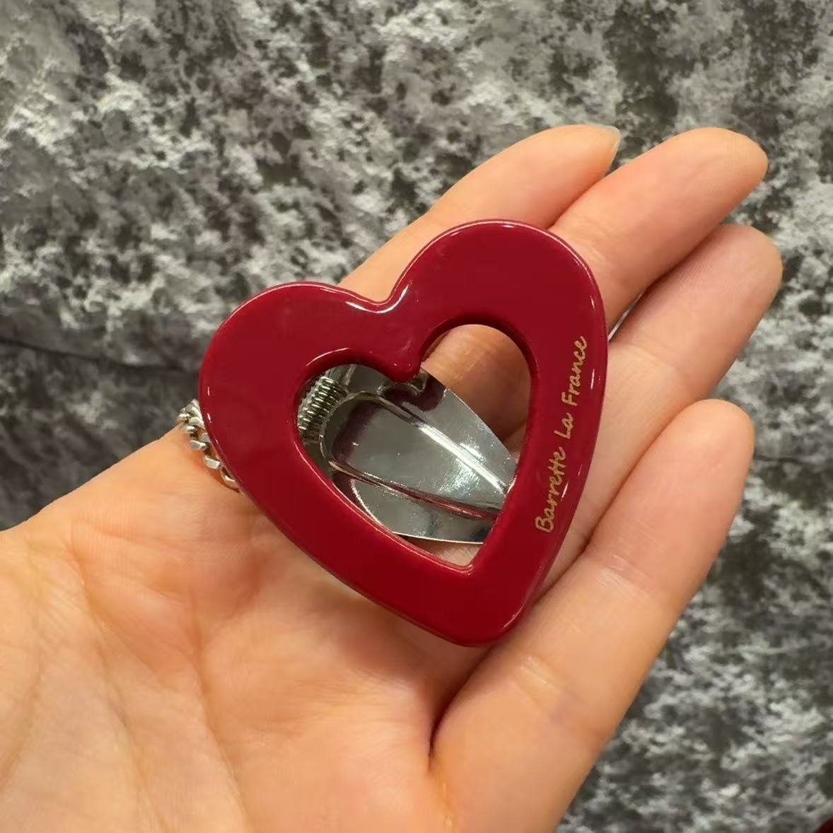 11.9韩国东大门Trois de LEI复古法式红白波点爱心发夹鸭嘴夹