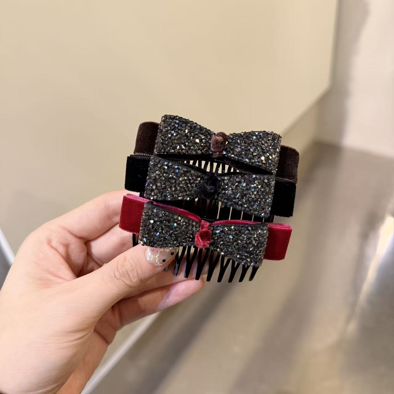 11.15韩国东大门baket发饰砂糖水钻蝴蝶结丝绒插发梳倒插梳