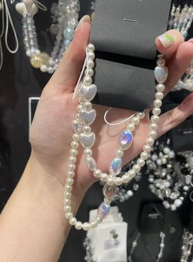 9.12韩国东大门nyunyu镭射彩光珍珠串珠手机链短链