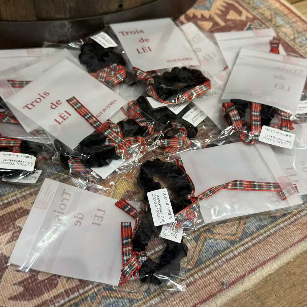 10.2韩国东大门Trois de LEI发饰布艺拼色格子蝴蝶结复古发绳发圈