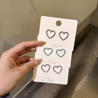12.13韩国东大门baket耳饰镂空水钻简约爱心耳钉