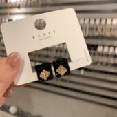 2.15韩国东大门baket直播发饰水钻花朵亚克力刘海抓夹迷你鲨鱼夹