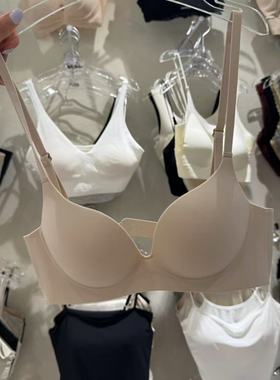 6.8韩国东大门flora新款无中生有聚拢文胸小胸显大一字肩带款