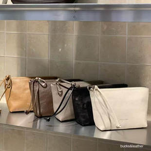 8.31韩国东大门bucksleather小包手包零钱收纳包