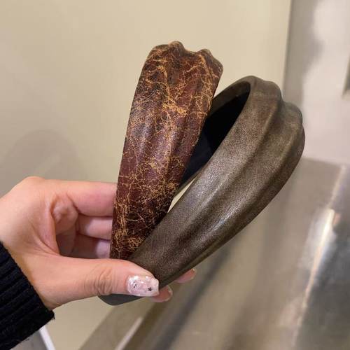 10.21韩国东大门baket发饰皮质暗纹复古发箍